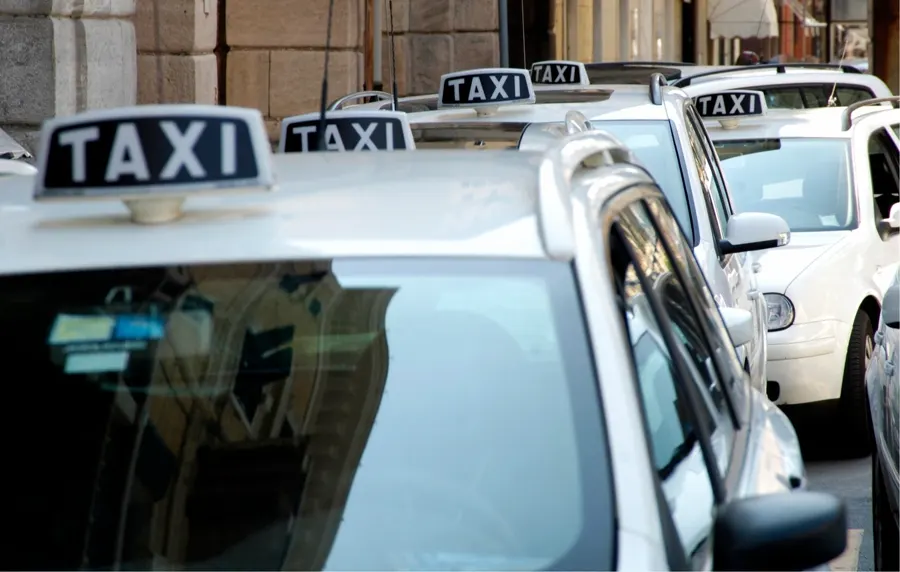 Taxi